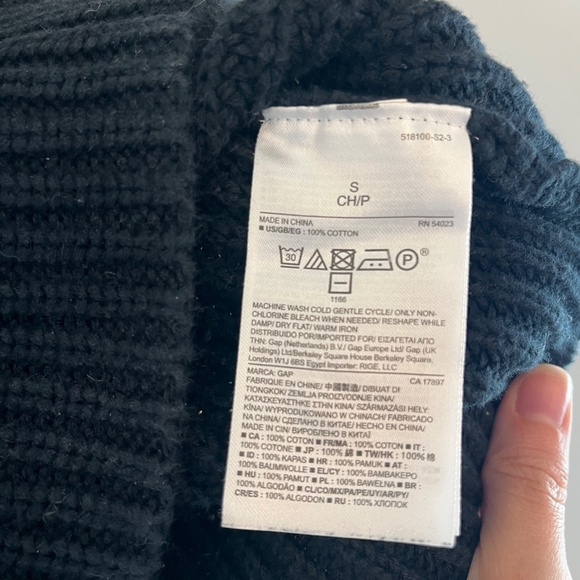 GAP Knit Cotton Sweater - Picture 4 of 6